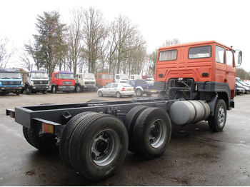 Camião chassi Volvo F7 , 6x4 , Manual , Euro 1 , Telma Retarder , Spring suspension: foto 3