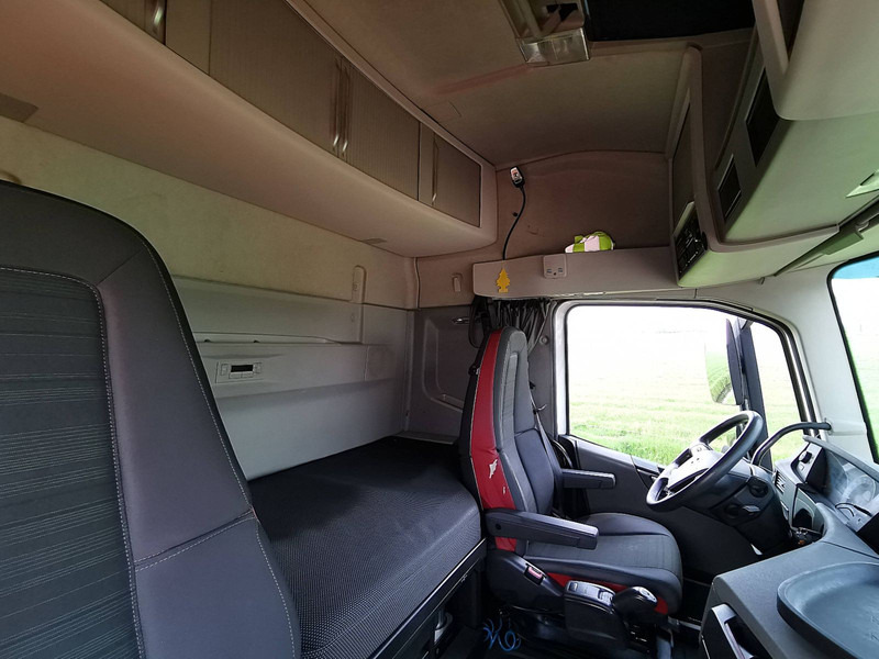 Camião transportador de contêineres/ Caixa móvel Volvo FH 540: foto 15