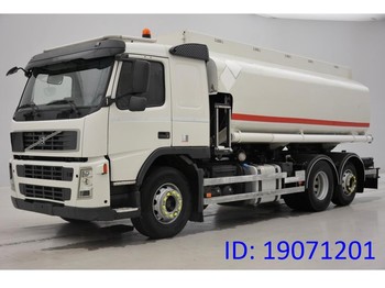 Camião cisterna para transporte de combustível Volvo FM 400 - 6x2: foto 1