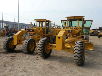 Motoniveladora CATERPILLAR 140H