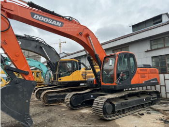 Escavadora de rastos DOOSAN