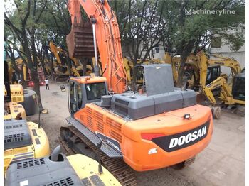 Escavadora de rastos DOOSAN