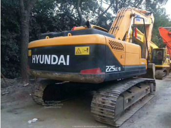 Escavadora de rastos HYUNDAI