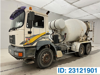 Camião betoneira MAN 33.364