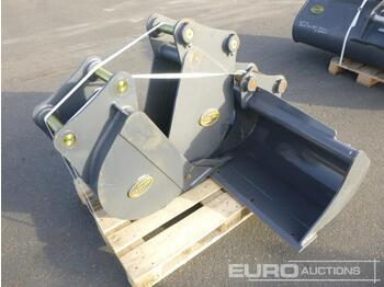  Unused Strickland 60" Ditching, 18", 12" Digigng Buckets, 45mm Pin to suit Hyundai R60 (3 of) - Balde