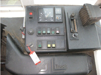 DanTruck  - Empilhador a diesel: foto 4