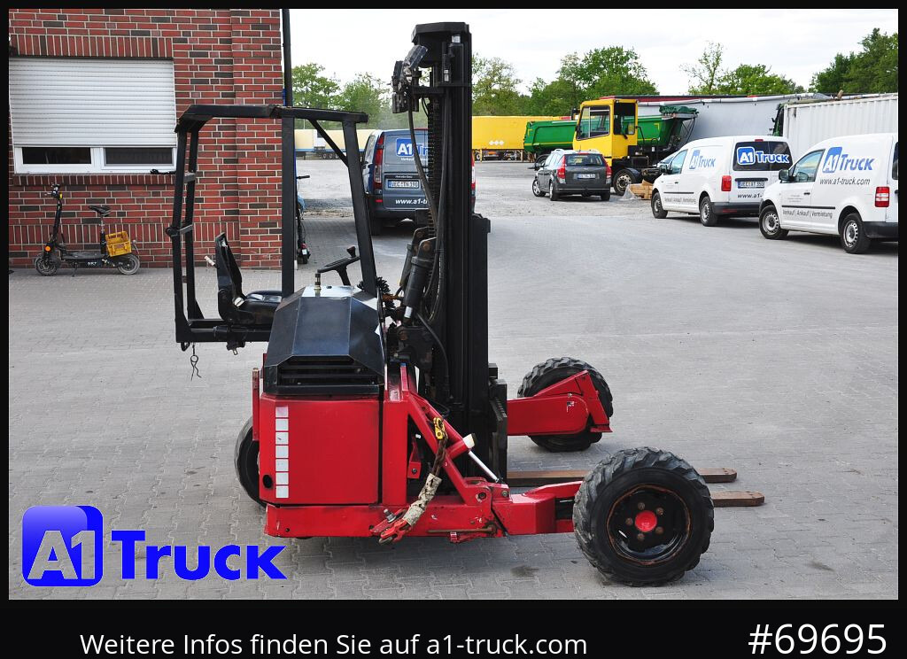 Empilhador a diesel MOFETT Z2-3F-2530, Mitnahmestapler, 2500kg, Kooi Aap