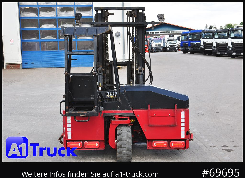 Empilhador a diesel MOFETT Z2-3F-2530, Mitnahmestapler, 2500kg, Kooi Aap