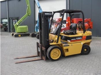 Daewoo G30S - Empilhador a gás