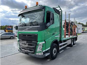 Transporte de madeira Volvo - FH500 X-Track