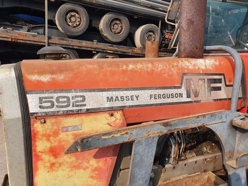 Trator Massey Ferguson 592 592: foto 10