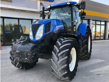 Trator NEW HOLLAND T7.210: foto 3