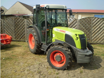 Claas Nectis 257F - Trator