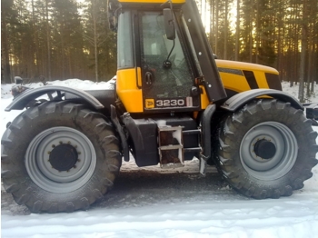 JCB Fastrac 3230 plus - Trator