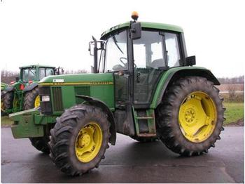 JOHN DEERE 6300 - Trator