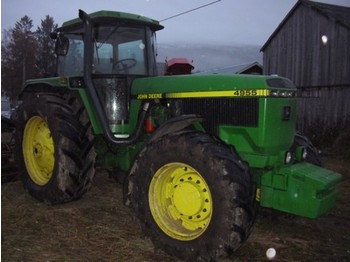 John Deere 4955 - Trator