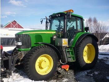 John Deere 6920 S - Trator