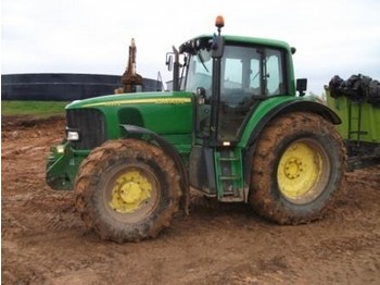 John Deere John Deere 6920S - Trator