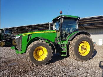 Trator agrícola John Deere 8360R