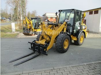 Carregadeira de rodas CAT 906M