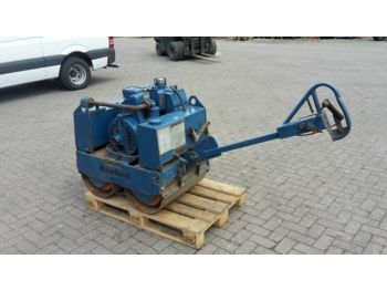 Compactador pequeno de asfalto BENFORD trilwals