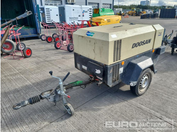  2015 Doosan 741 - Compressor de ar