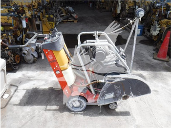  2015 HUSQVARNA FS520 15487 - Equipamento de betão
