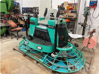  Ride On Trowel / Multiquip Whiteman HHXD5 - Equipamento de betão