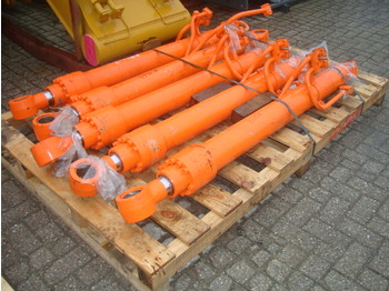 DAEWOO S 210 W-5 - Escavadeira de rodas