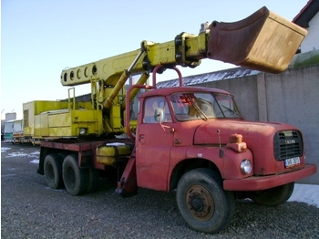  TATRA T148 UDS 6x6 - Escavadeira de rodas