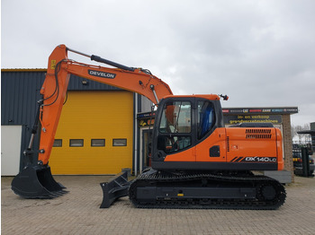 Develon DX140LC - Escavadora de rastos