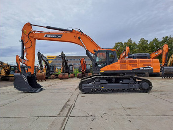 Develon DX530LC-7M - Escavadora de rastos