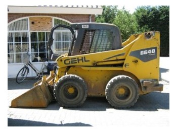 Gehl 6640 Turbo - máquina de construção