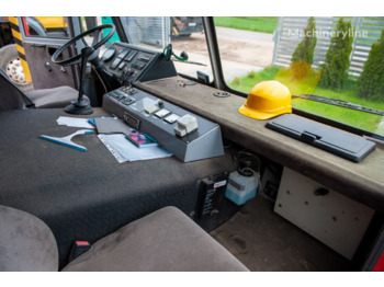 Spierings SK365-AT3 - Grua móvel