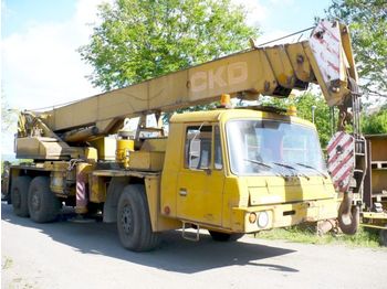 Tatra 815 AD 28 (TP - Grua móvel