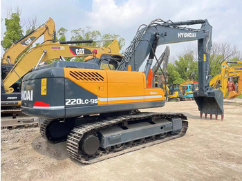Escavadora de rastos HYUNDAI R220 -9S track excavator 22 tons Korean hydraulic digger: foto 3