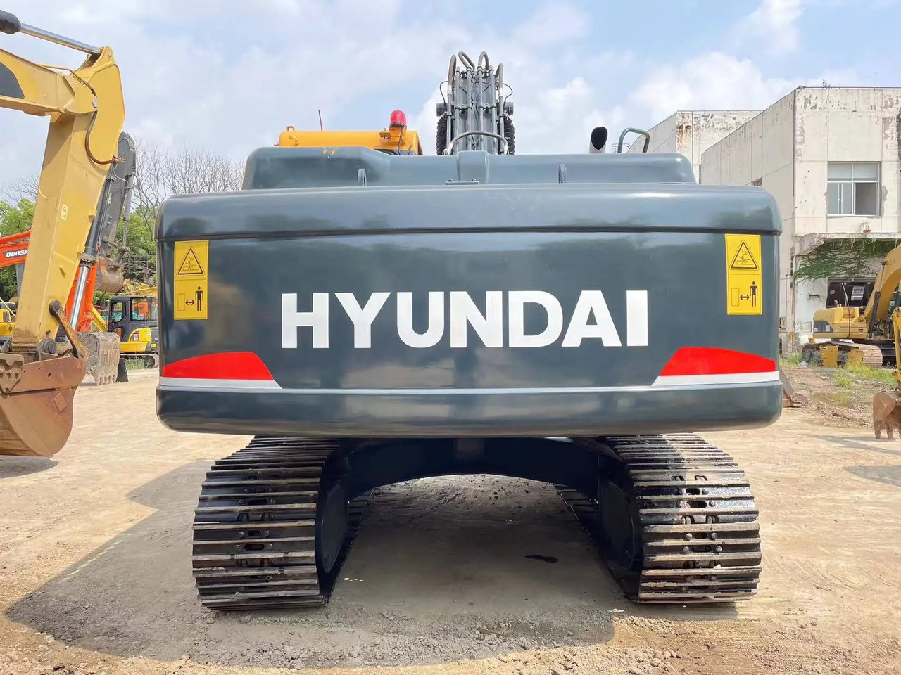 Escavadora de rastos HYUNDAI R220 -9S track excavator 22 tons Korean hydraulic digger: foto 6