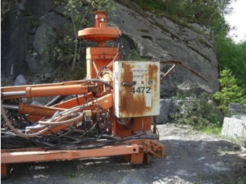 Tamrock Zoomrail - Máquina de perfuração
