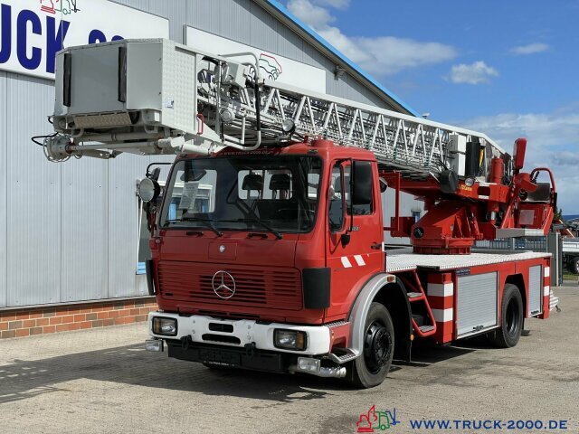 Caminhão com plataforma aérea Mercedes-Benz 1422NG Ziegler Feuerwehr Leiter 30m Rettungskorb: foto 10
