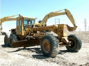 CATERPILLAR 16E - Motoniveladora