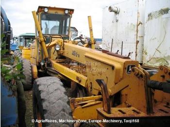 John Deere JD670-A - Motoniveladora