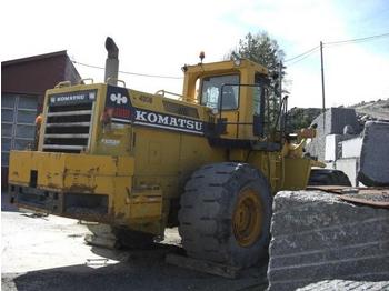 Komatsu WA600 - Pá carregadora de rodas