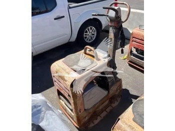  2019 MULTIQUIP MIKASA MVH408DZ 17122 - Placas vibratórias