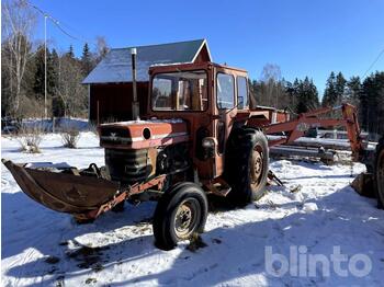  Massey Fergusson - Retroescavadeira