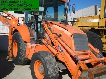 Retroescavadeira NEW HOLLAND FB 110