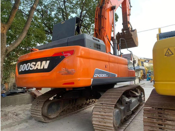 Used DOOSAN DX530LC-5 good quality and strong power welcome to inquire - Escavadeira: foto 1