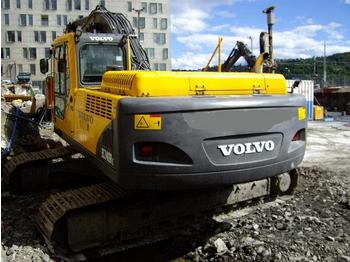 Escavadeira de rodas Volvo EC240BLC: foto 1