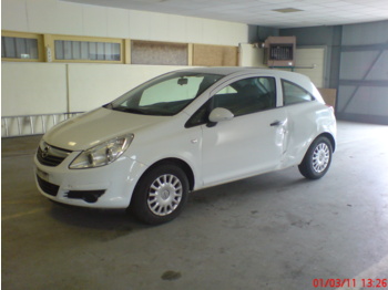Opel corsa - Automóvel