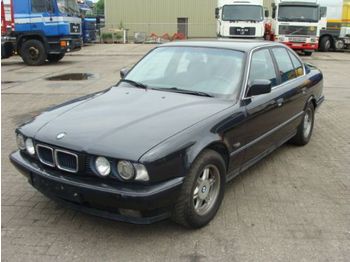 Automóvel BMW 525 TDS: foto 1