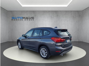 BMW X1 1.5 sDrive 18i AHK+NAVI+PDC2x+SHZ+ELEKTR.HECK  - Automóvel: foto 3